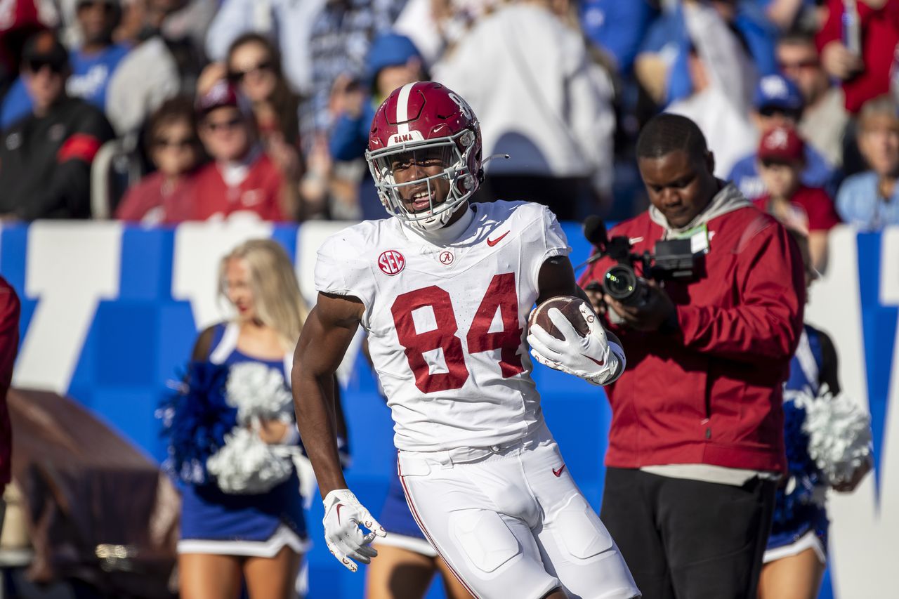 Former Alabama tight end Amari Niblack commits to Texas via transfer portal