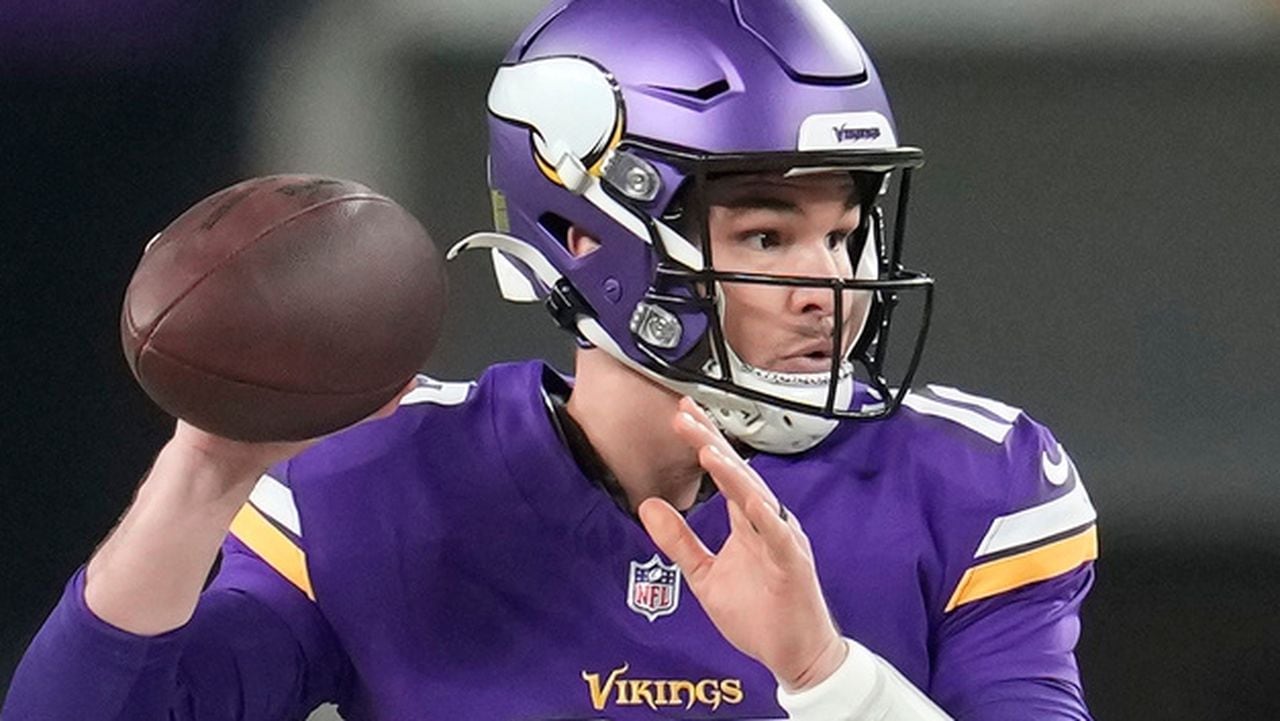 Former Spain Park star back at quarterback for Vikings