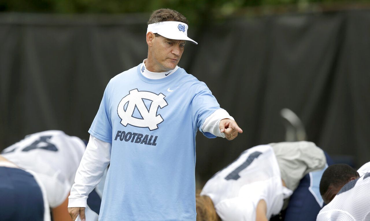 Gene Chizik out as North Carolina defensive coordinator