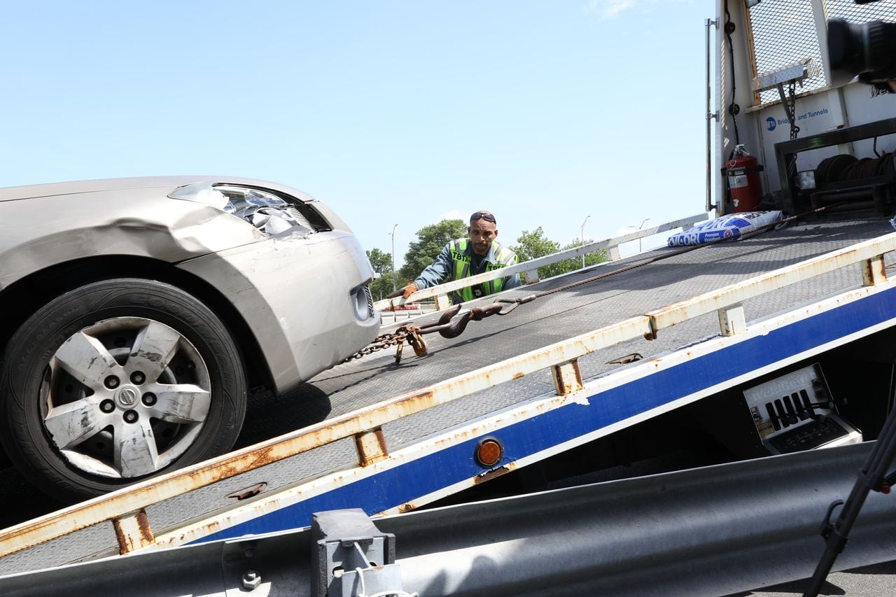 Gone in 24 secs: Birmingham couple towed from downtown lot right after parking