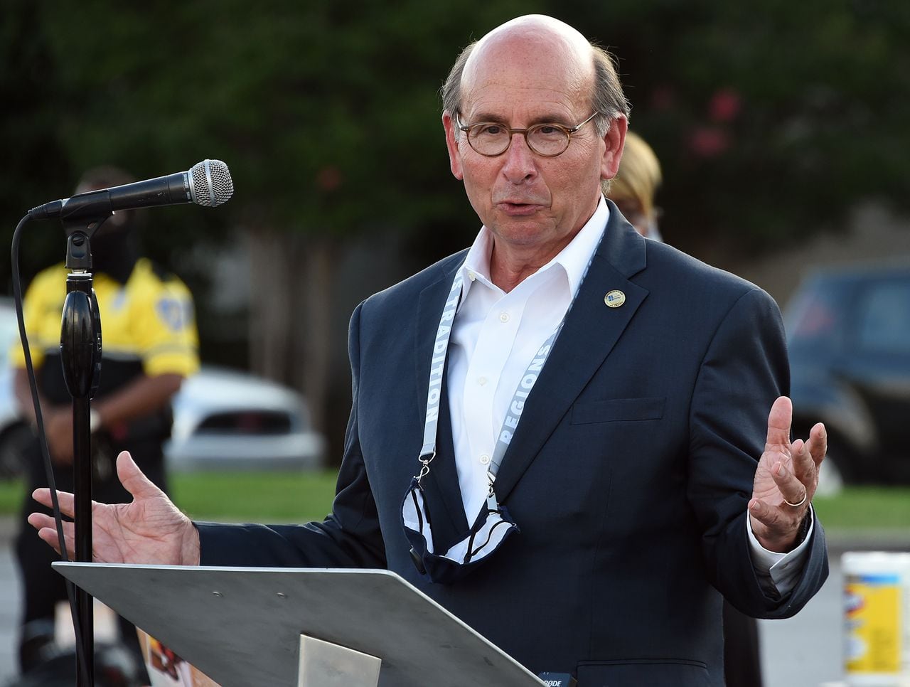 Hoover mayor shares improvement plans for sidewalks, healthcare, and trash pickup