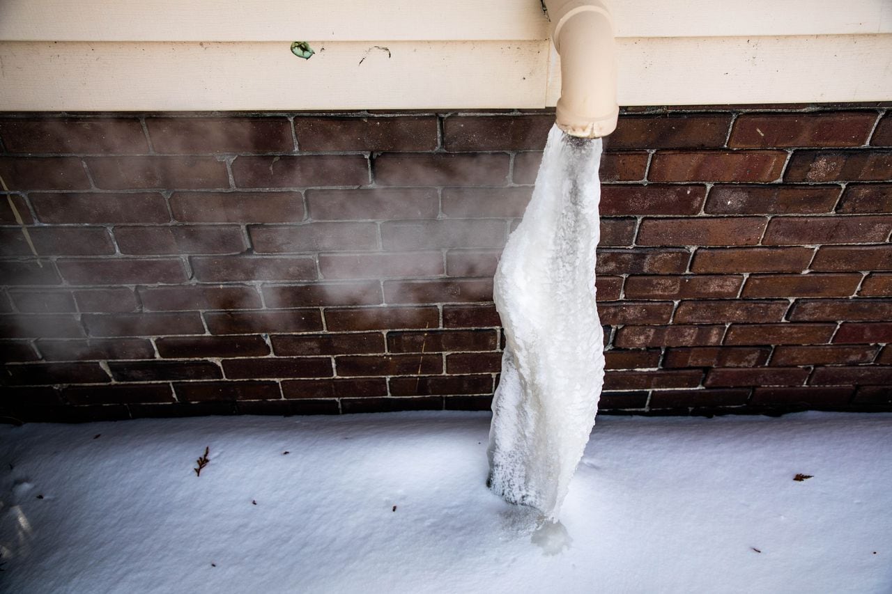 How to protect your pipes in freezing weather