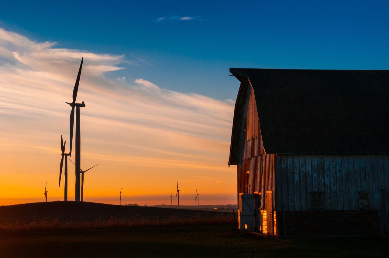 Iowaâs political paradox: red state leads in wind as GOP denies climate change