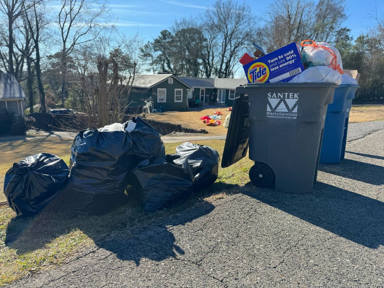 Leaders address âbreakdown in garbage serviceâ in Hoover and other nearby cities