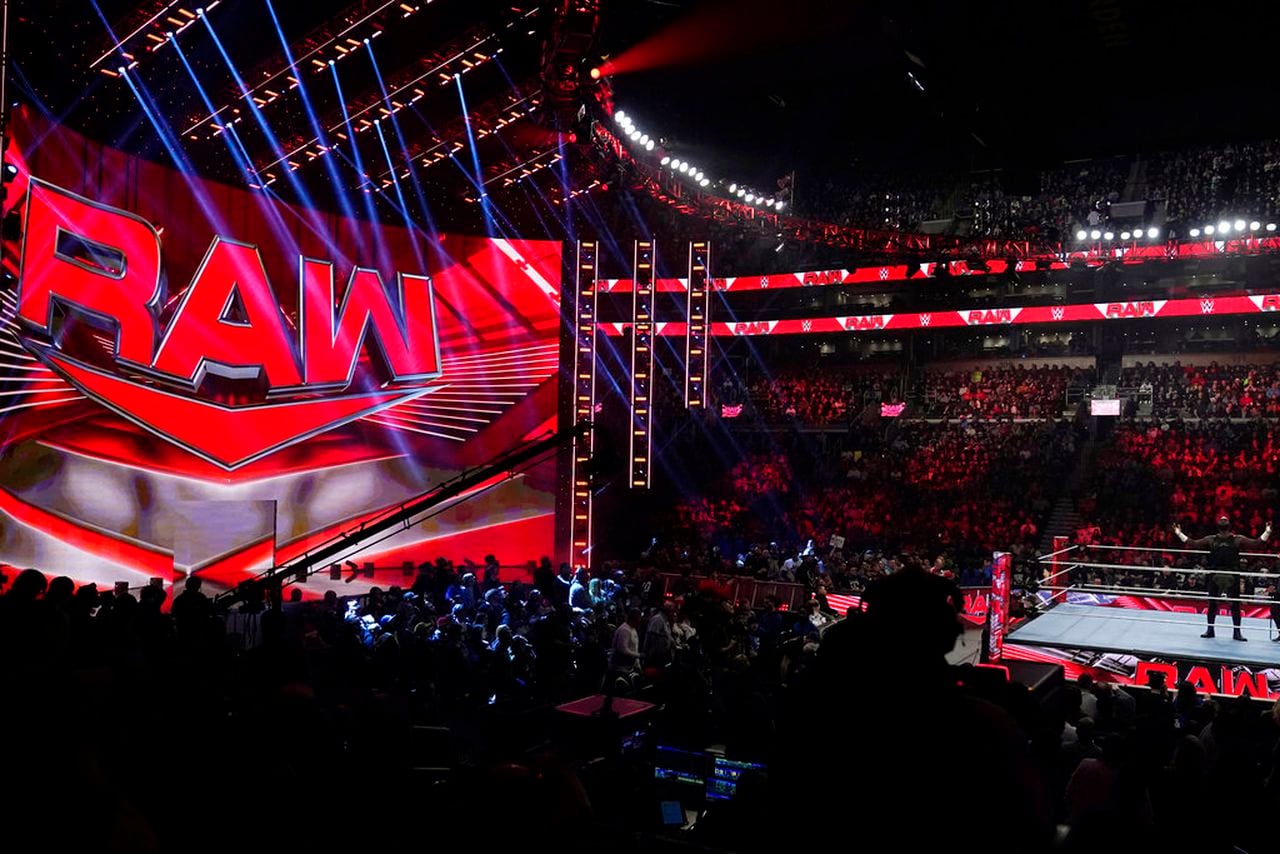 Netflix to stream WWEâs Raw starting next year