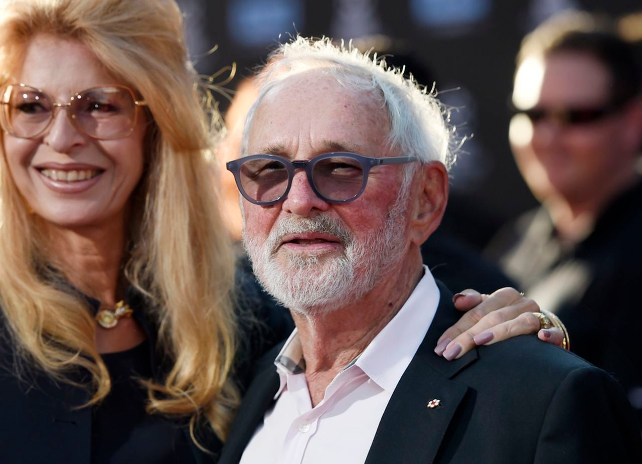 Norman Jewison, director of âIn the Heat of the Nightâ, dead at 97