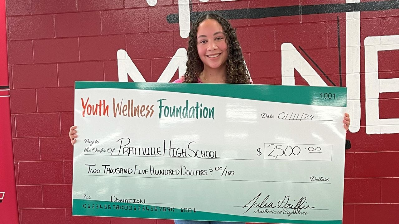 Prattville senior helps peers through mental health nonprofit