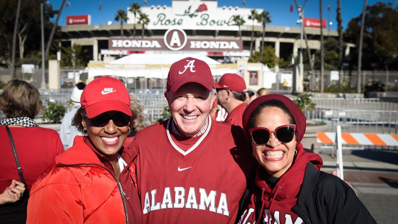 Alabama Michigan Fans Rose Bowl 2024