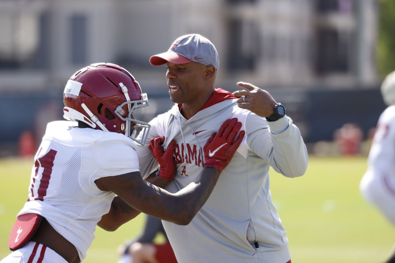 Texas A&M officially names Holmon Wiggins as co-OC and WR coach