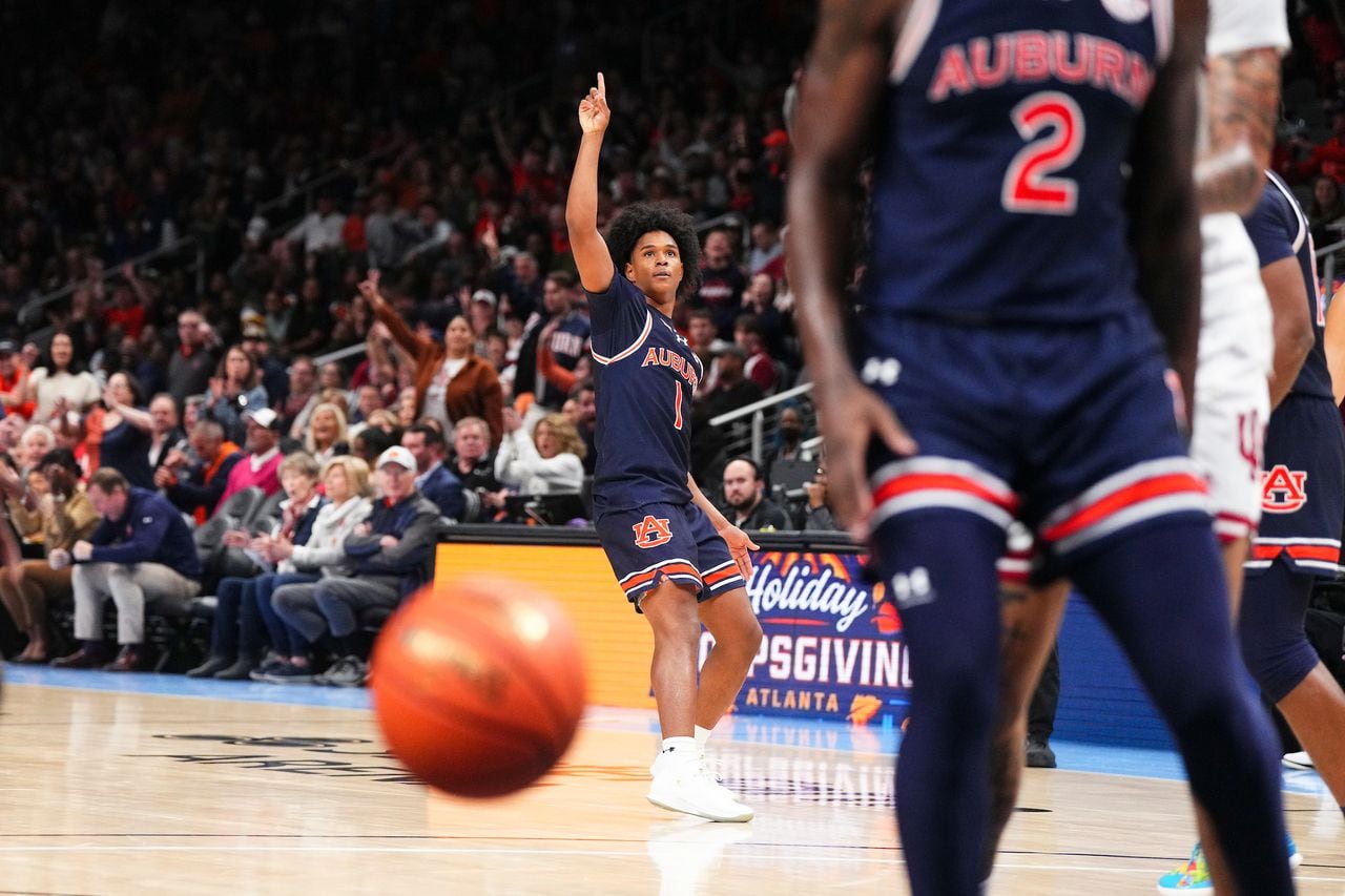 Atlanta, GA - 20231209 - Auburn Tigers Men's Basketball vs. Indiana Hoosiers