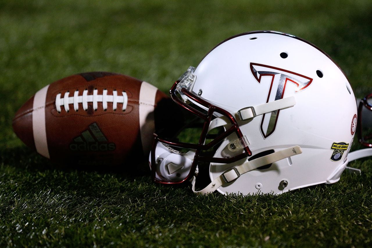 Troy picks up 2 defensive players through transfer portal