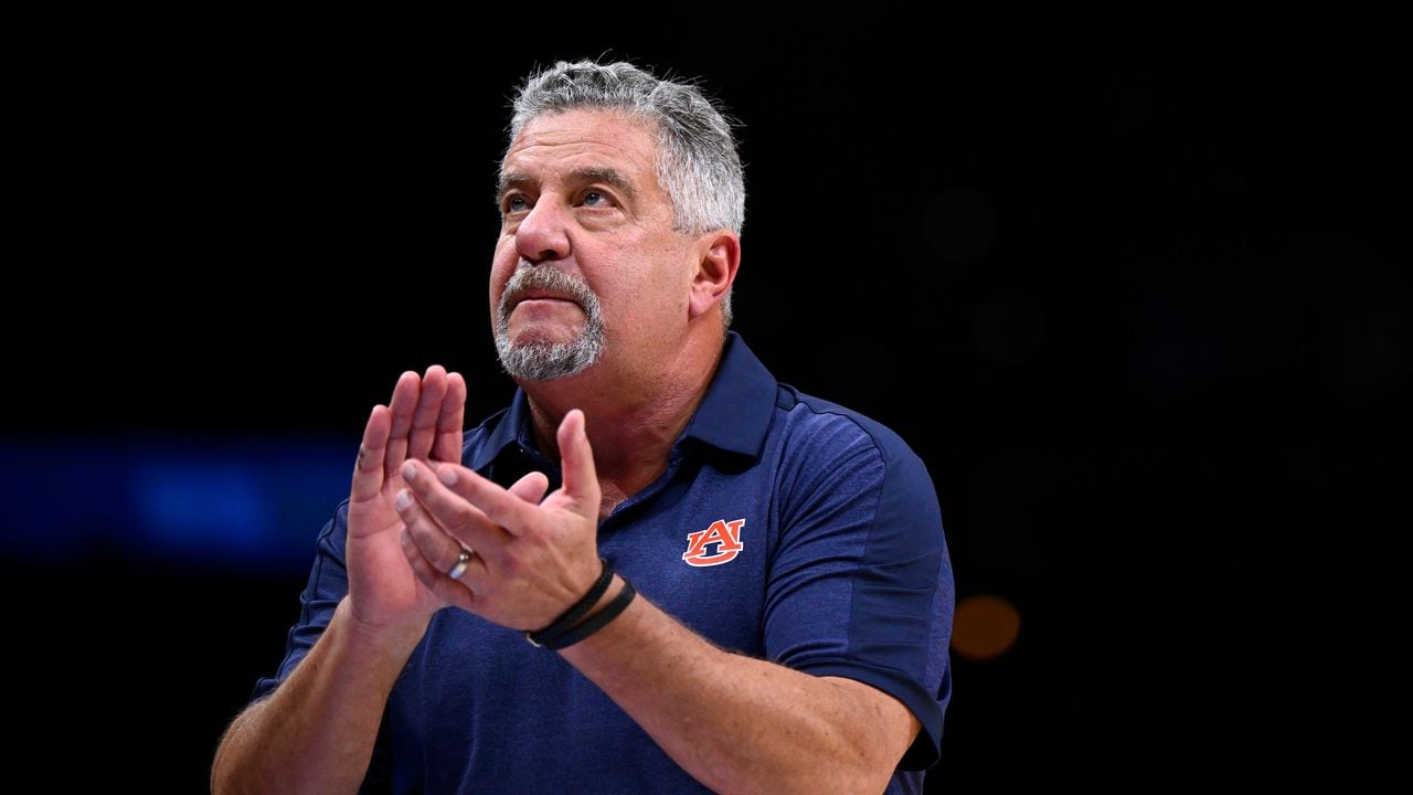 Watch as Auburnâs Bruce Pearl is surprised by AUTLIVE supporters, cancer survivors