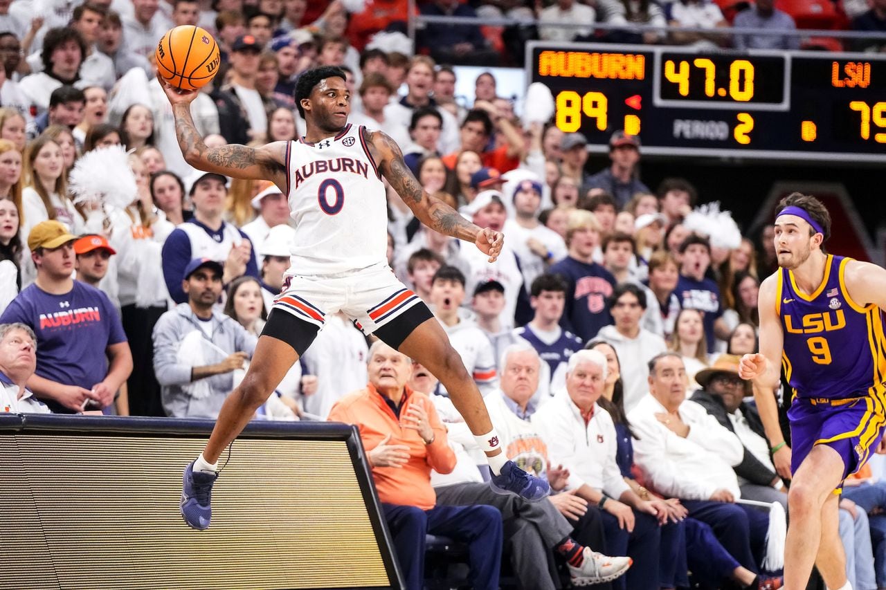 With 3-0 SEC start, Auburn climbs up to No. 13 in AP top 25 poll