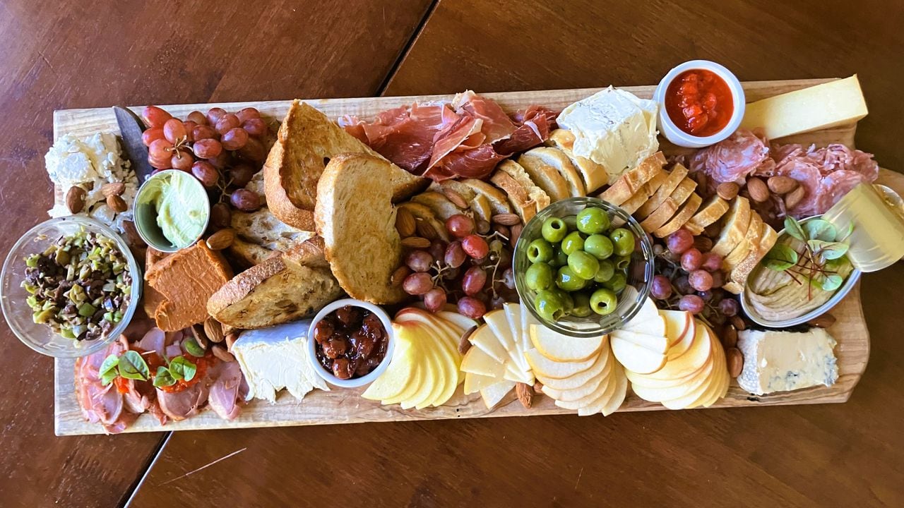 5 reasons to love this Huntsville hotspot for charcuterie boards