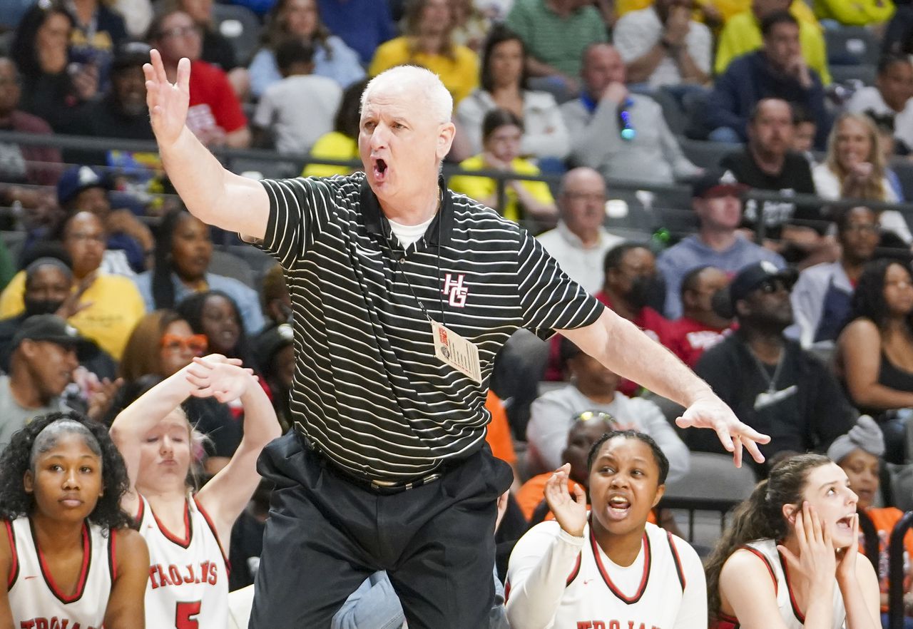 AHSAA 6A girls final: Hazel Green vs. Huffman