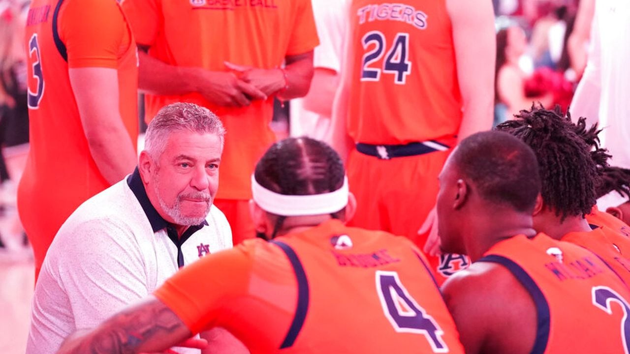 âI still like our teamâ: Bruce Pearl isnât hitting the panic button after loss to Kentucky