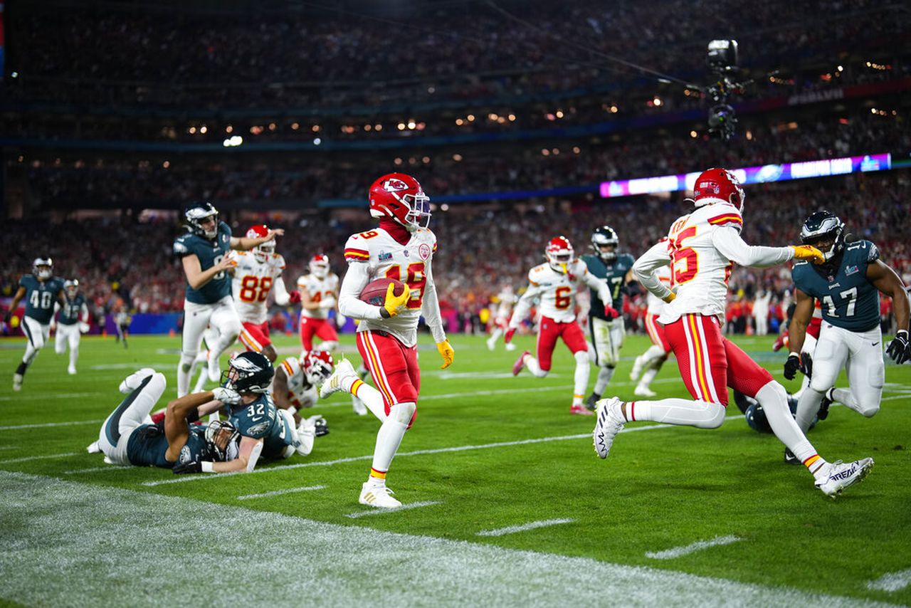 Kansas City Chiefs wide receiver Kadarius Toney returns a punt against the Philadelphia Eagles during Super Bowl LVII