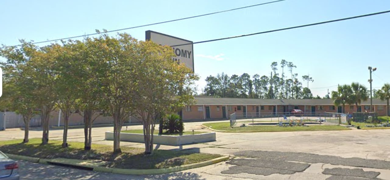 At least 5 overdosed, 1 fatally, at Mississippi coast motel where managers sold meth