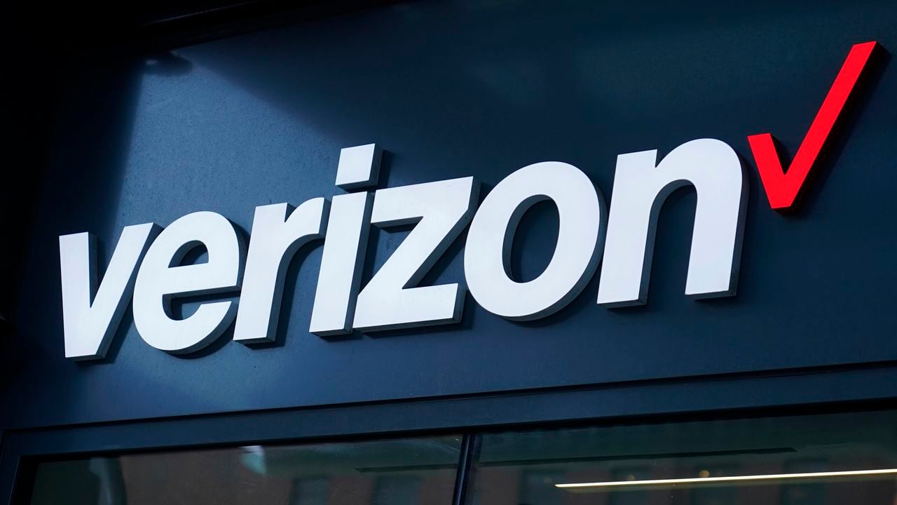 AT&T, Verizon, T-Mobile cellular outages reported across nation