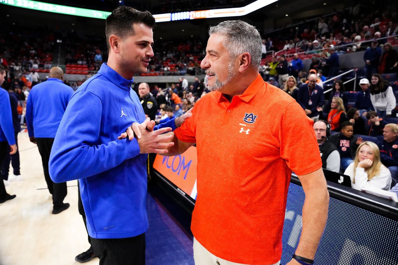 Bruce Pearl wants to âbeat the pants offâ Florida. Why history says it wonât be easy