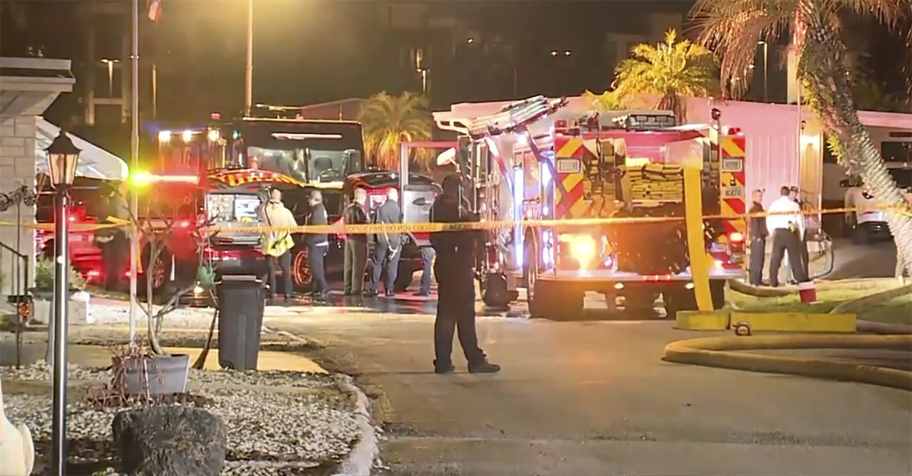 Clearwater, Florida plane crash: Several dead in Bayside Waters mobile home park