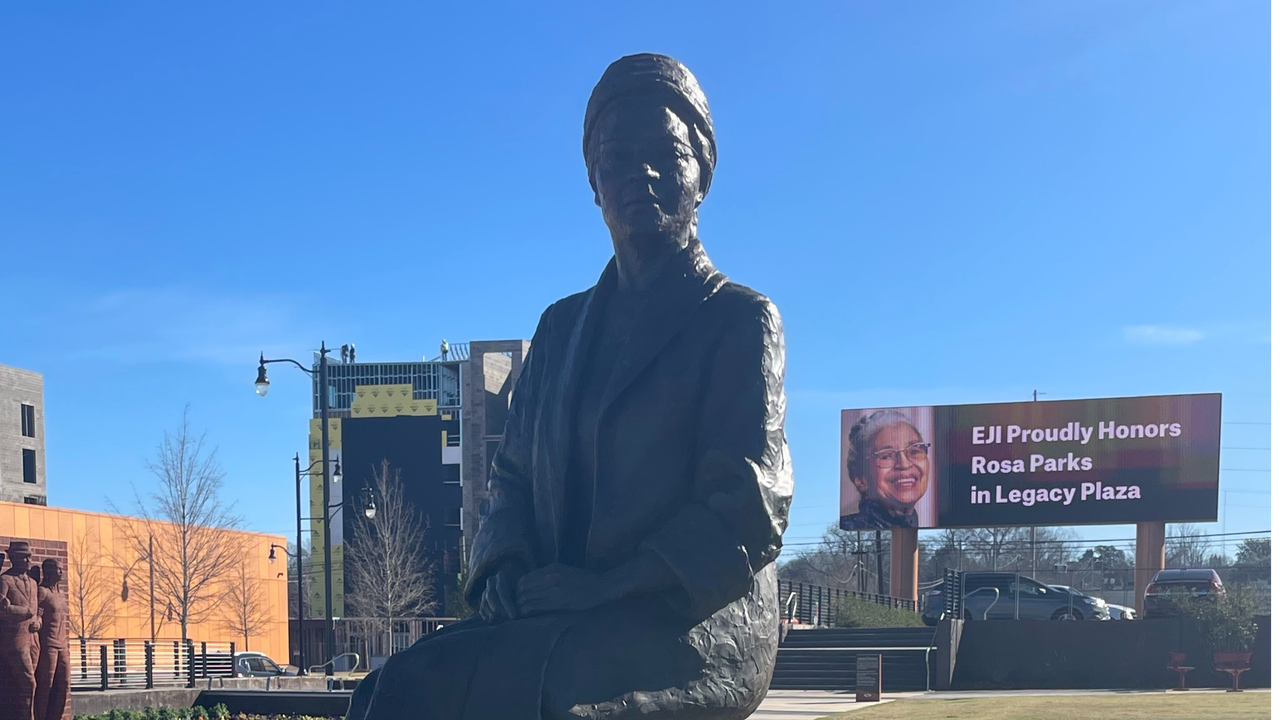 EJI unveils Rosa Parks statue at Legacy Plaza in Montgomery: âShe can inspire usâ