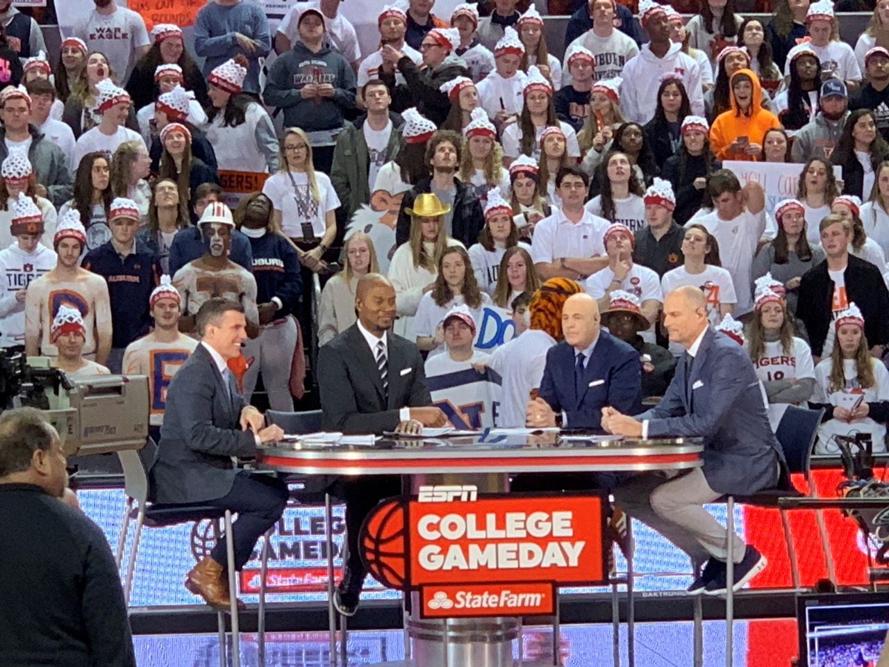 ESPNâs College Gameday returns to Auburn for third straight season