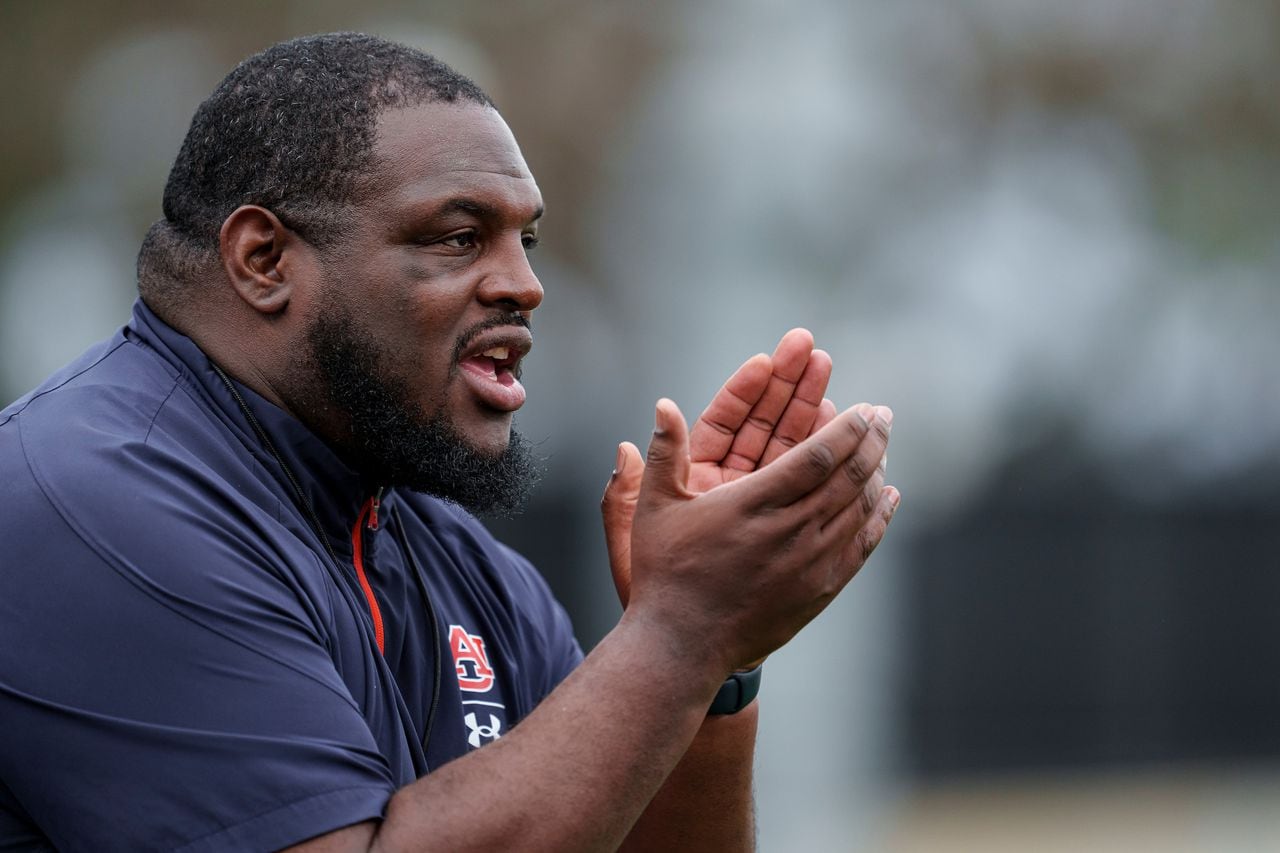 Former Auburn DT Marcus Harris reacted to new DT coach Vontrell King-Williams