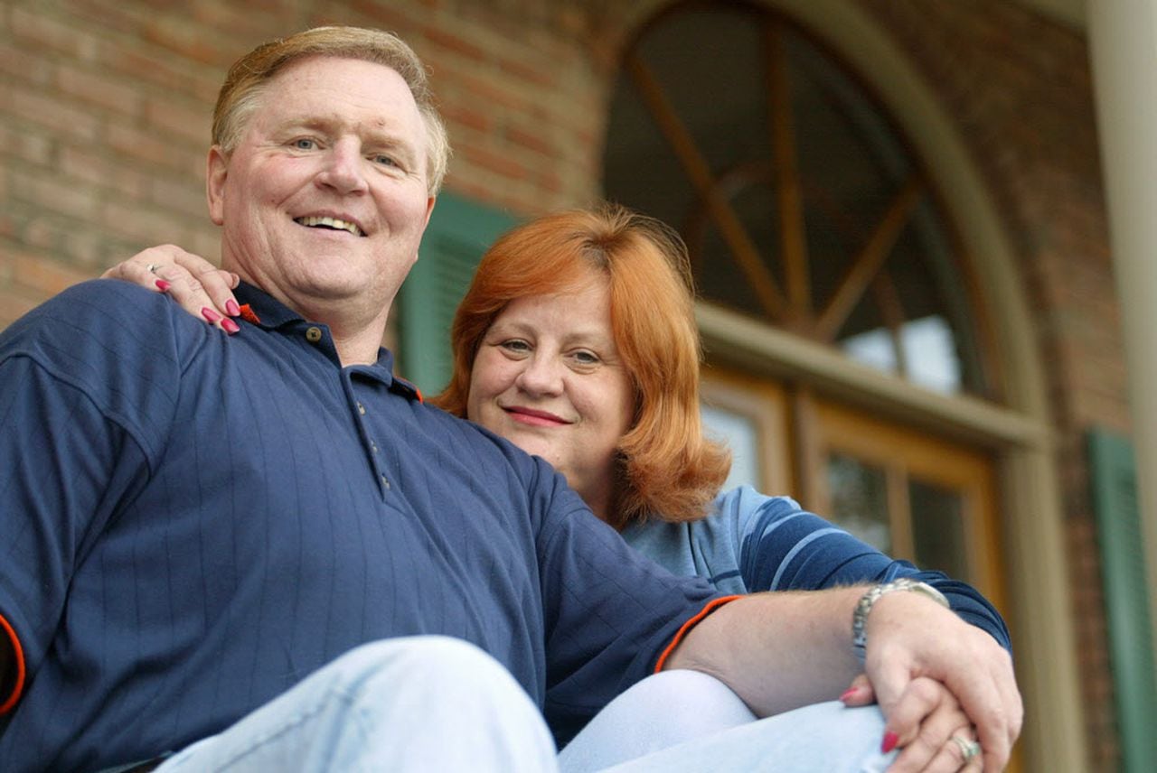 Friends, teammates remember Auburn legend Terry Beasley