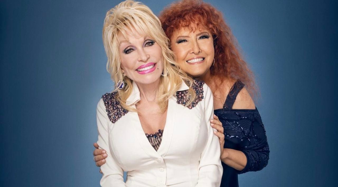 Legendary pop singer teams with country queen to recreate a classic hit