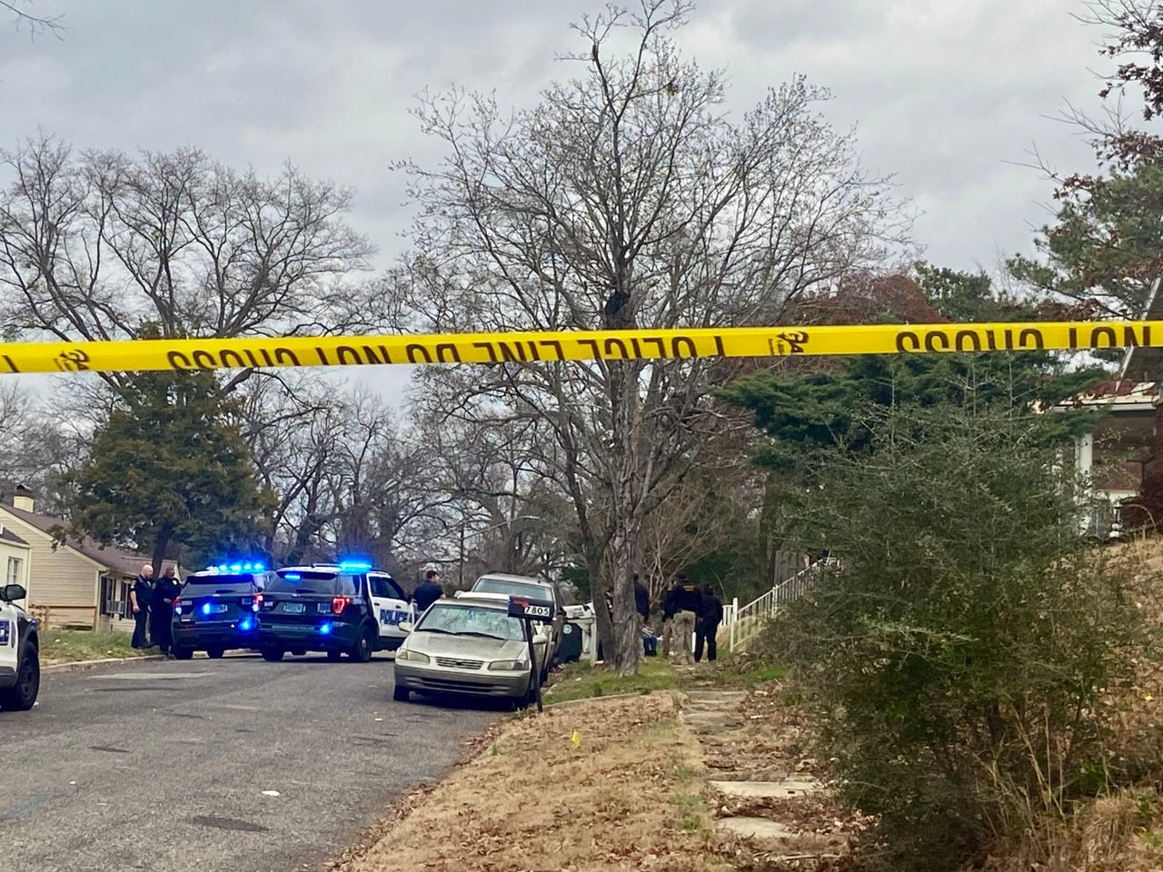 Man shot to death during morning argument inside east Birmingham home