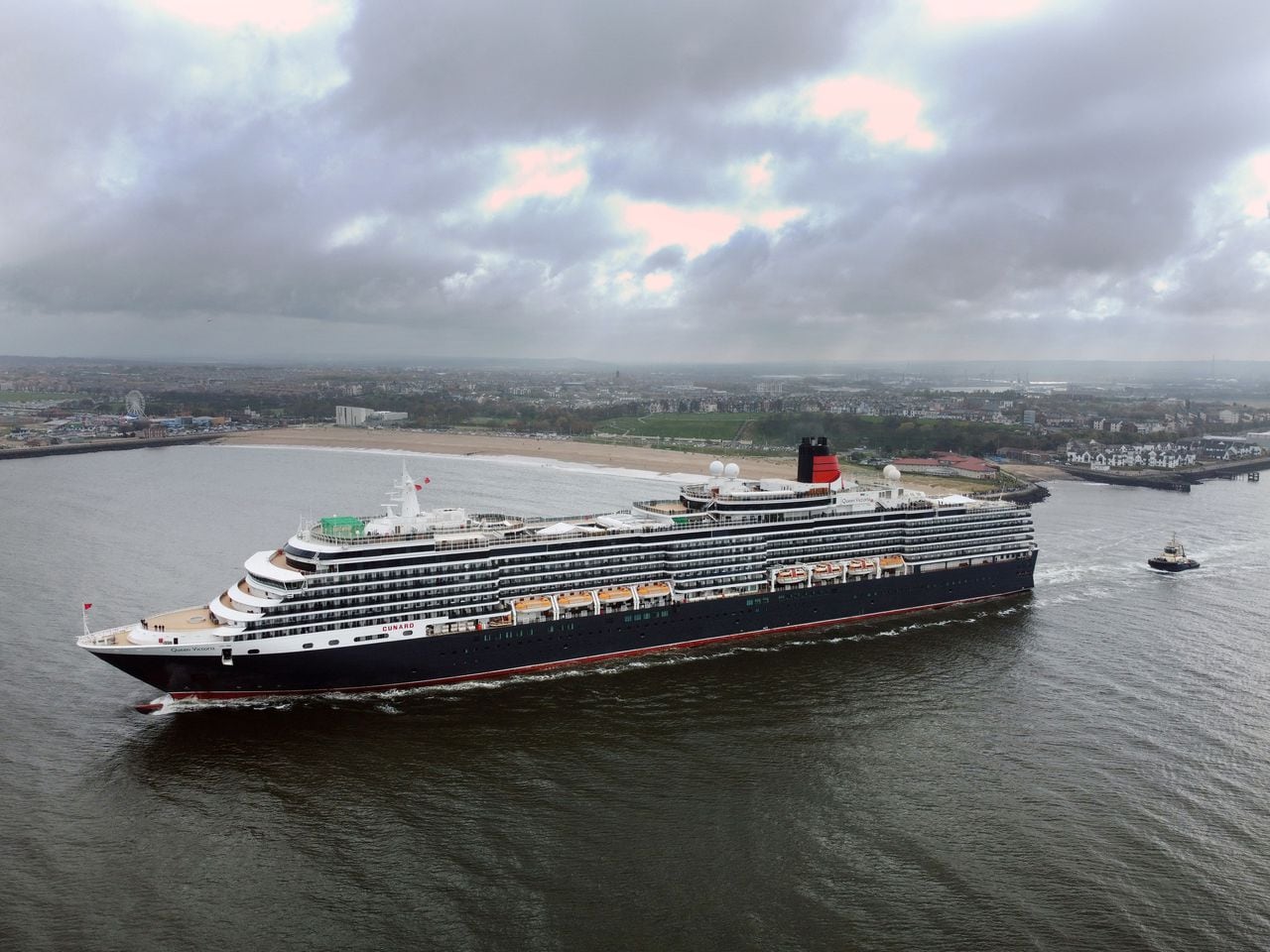 More than 100 people on Queen Victoria cruise from Florida sick with violent stomach illness