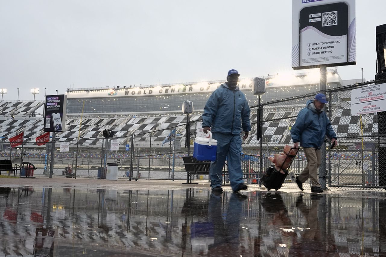 NASCARâs rain-delayed Daytona Xfinity race free live stream (2/19): How to watch online, TV, time