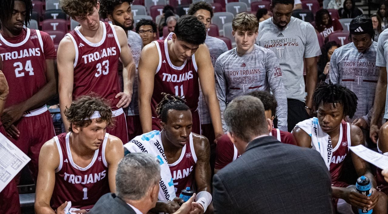 Troy men's basketball challenging for Sun Belt title