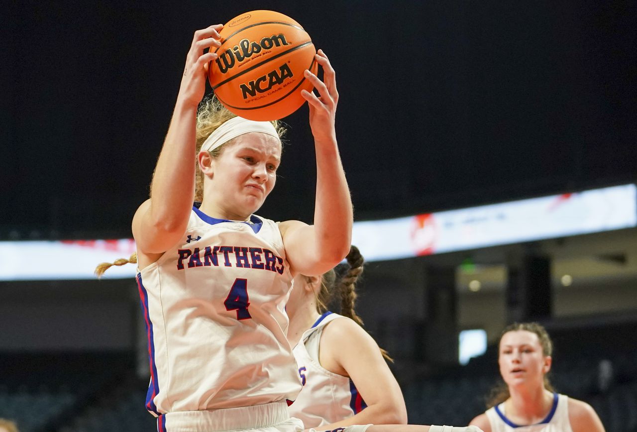 AHSAA 2A girls final: Mars Hill Bible vs. Cold Springs