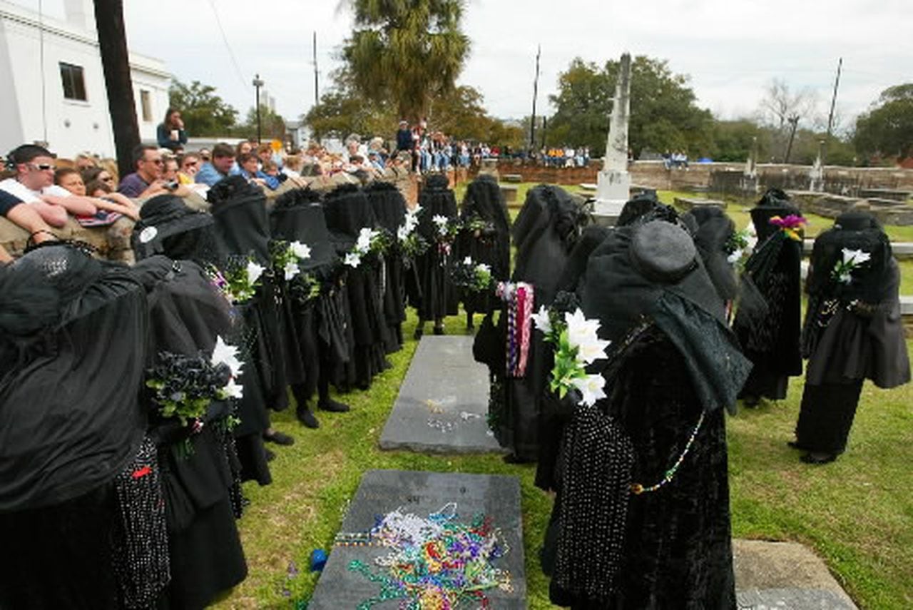 Who loved Joe the best? For 50th time, Merry Widows to gather for a Mardi Gras tradition