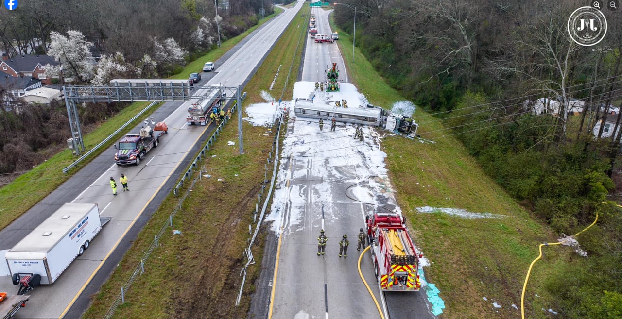 2 injured, 7,500 gallons of gasoline spilled onto I-59 in predawn Birmingham crash