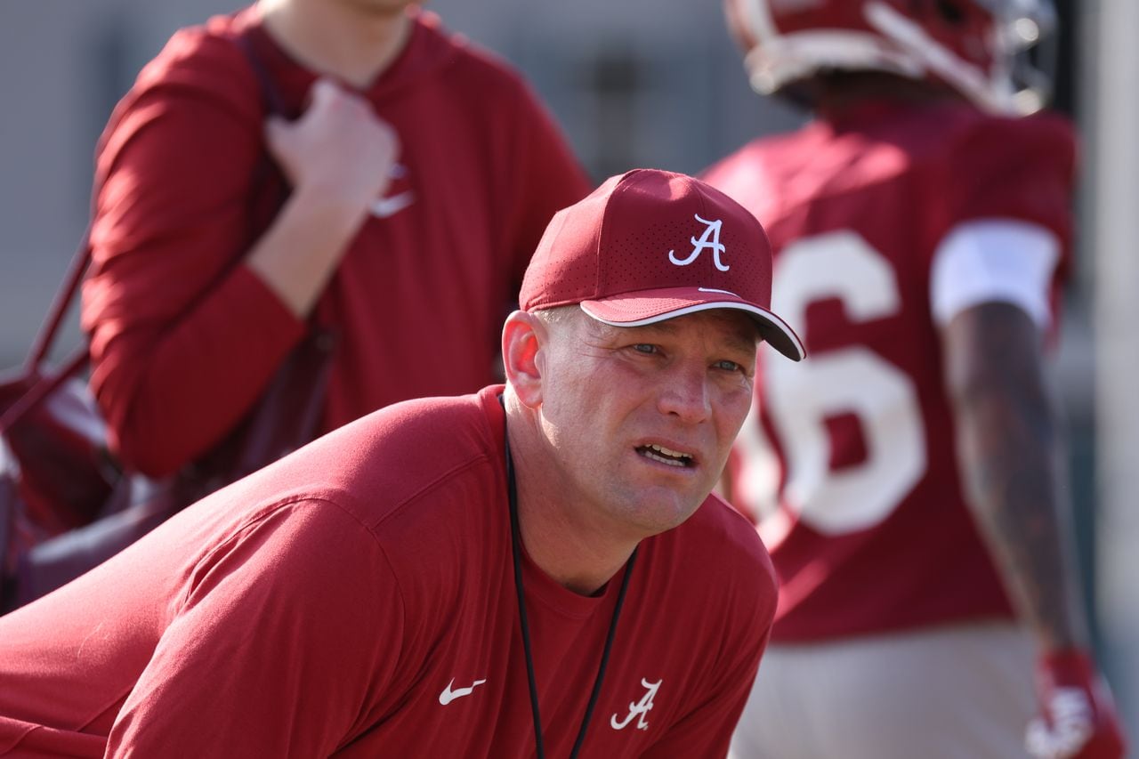 Alabama practicing with helmet communicators in 1st spring practice