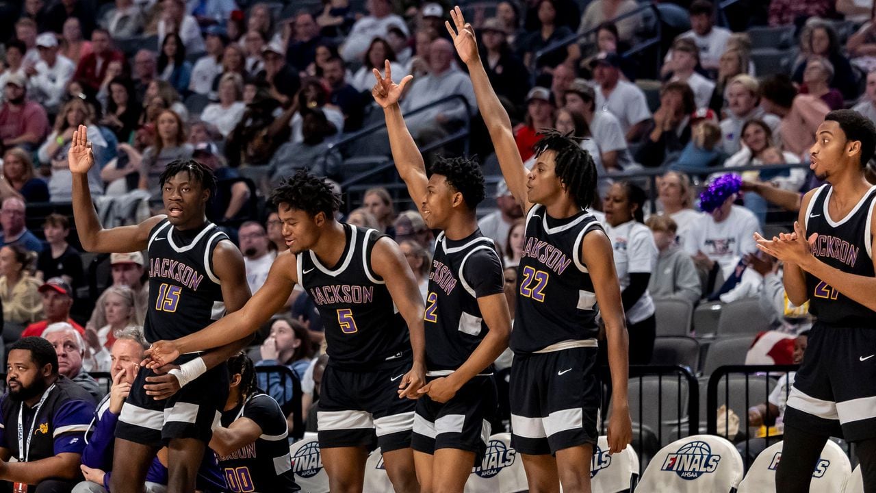 Live updates from Friday's AHSAA state basketball championships