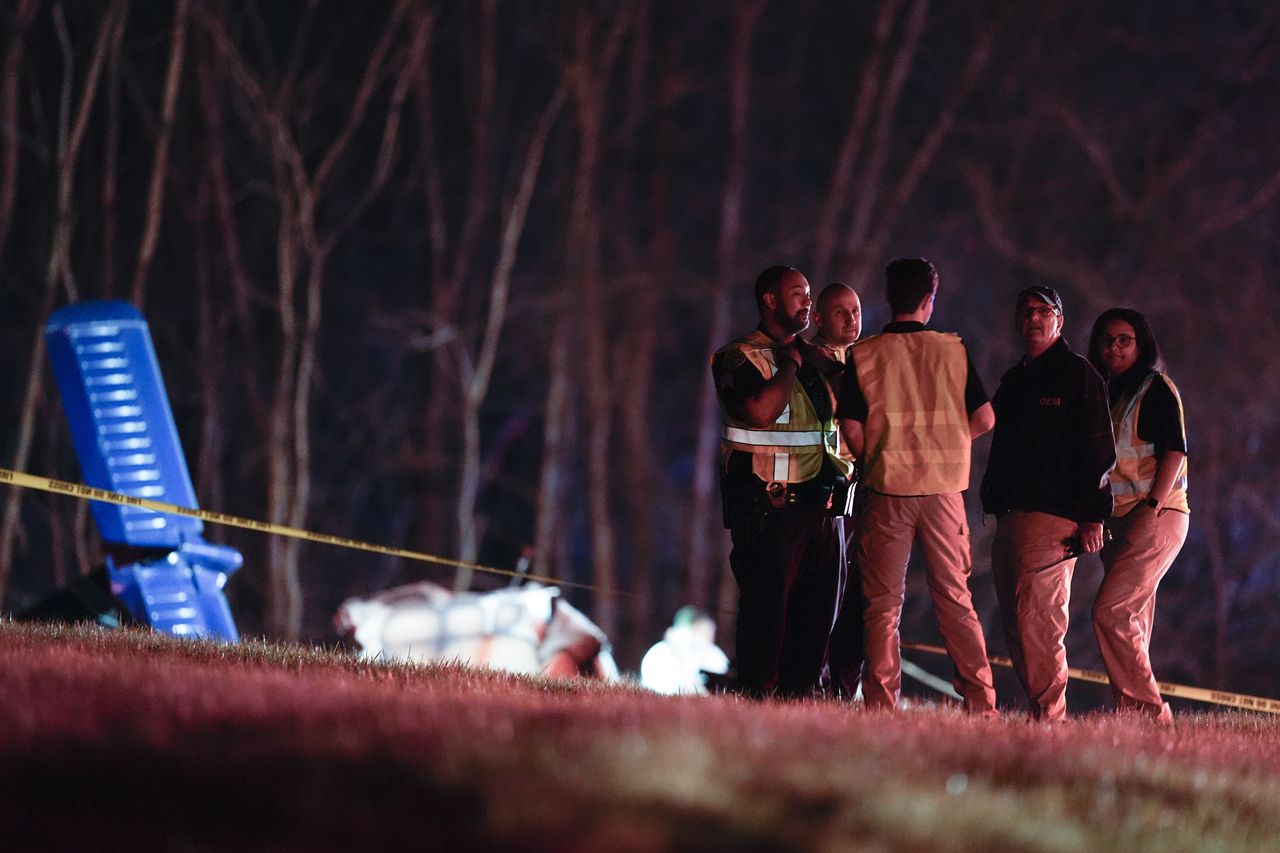 Nashville plane crash: 5 dead when single engine aircraft tries emergency landing