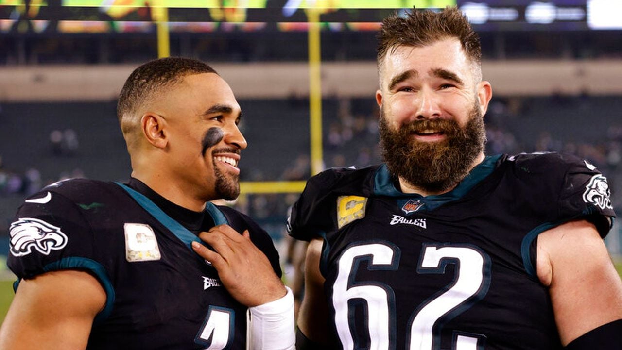 Shaven Jalen Hurts congratulates Jason Kelce on retirement