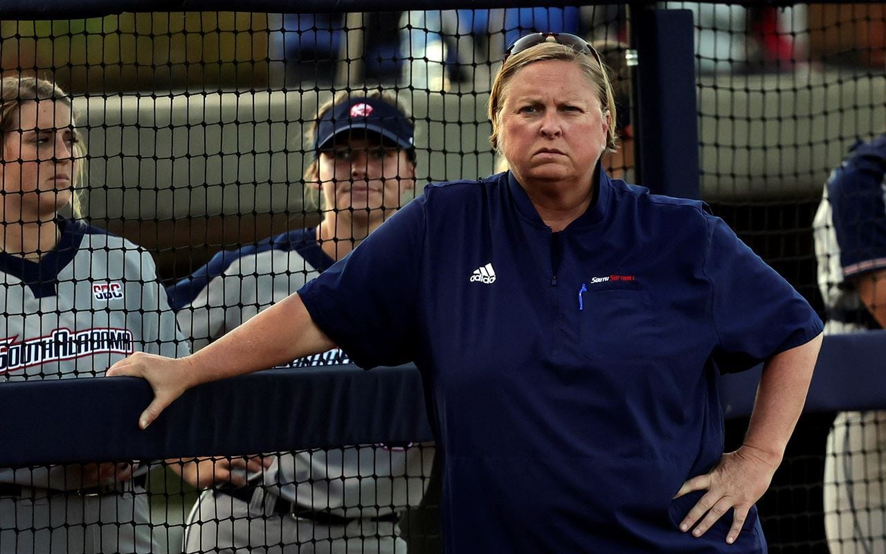 South Alabama softball blanks No. 11 Alabama 2-0